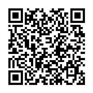 至少在大陆这边要到九十年代初期才有这种作弊的手法二维码生成