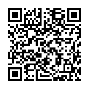 至少有一半的因素是因为她头顶上有个无比牛逼的大老板啊二维码生成