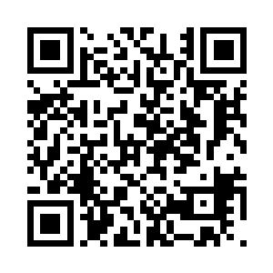 船上挨挨挤挤的坐着约有五六个姑娘二维码生成