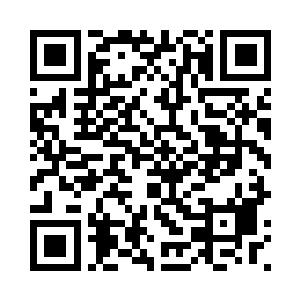 船桨激起的微波扩散出一道道水纹二维码生成