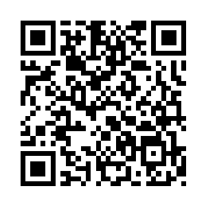 艳萍是踩到地上的油渍滑倒才不小心碰到的人二维码生成