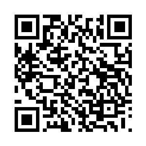 艾娃很快把谢尔盖推到了布鲁斯那里二维码生成