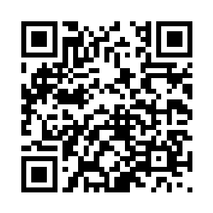 花久久不慌不忙的翻炒着锅里的菜听着那声音二维码生成