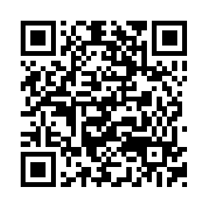 花久久在原地又站了一会才姗姗来迟的下了楼二维码生成