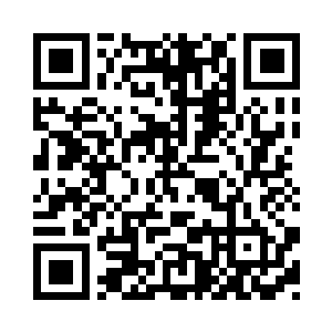 苏凡此刻也是不由的皱了皱眉头说道二维码生成