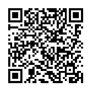 苏凡用着标准的英文顿时找着那群男子淡淡的说道二维码生成