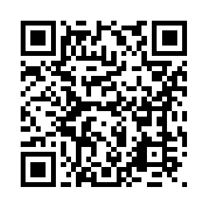 苏凡要在飞机上度过长达两个小时的时间二维码生成