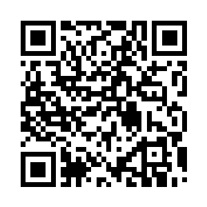 苏凡这才微微露头迅速看了一眼里面二维码生成