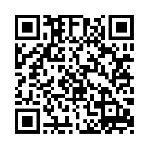 苏叶演绎代二三身上一共拿着两份文件二维码生成