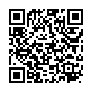 苏文既无奈又得意地把大名写了一次二维码生成