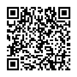 苏燕青会把她工作中的烦心事儿在电话里和他聊一聊二维码生成