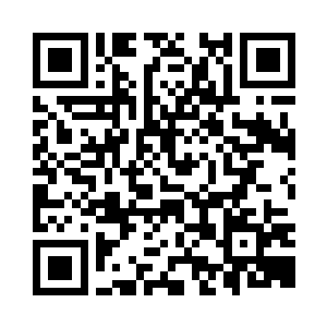 苏珊稳步跟随程珈澜的步伐踏上阶梯二维码生成