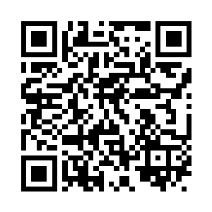 苏落看到二皇子和十三皇子坐在他们的院子二维码生成