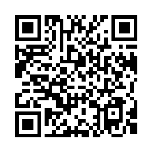 苏落笑嘻嘻的指着手中那瓶淡绿色液体说二维码生成