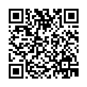 苏遵端起放在手边的茶杯慢条斯理的品尝着二维码生成