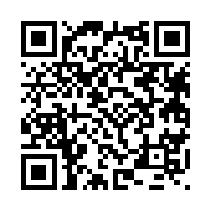 苗凤凰扭头看了一眼身旁的苗小苗二维码生成