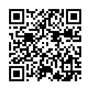 苗毅看了看半依偎在怀中的秦薇薇二维码生成