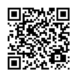 苻敏儿和谢无锋师兄他们在谈事情二维码生成