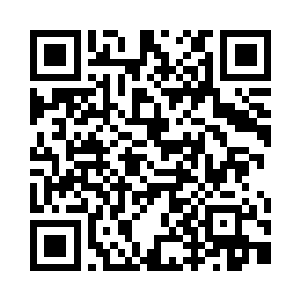 荆棘一样的绿色鞭子也跟毒蛇似的窜出来二维码生成