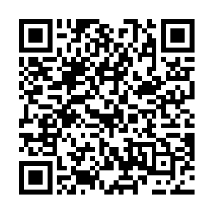 荣光却突然用一个脚后跟传球客串了一次斯内德的工作二维码生成