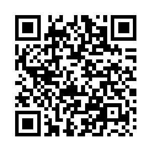 莫咏欣按照秦宇的吩咐开始摇晃起来的旗帜二维码生成