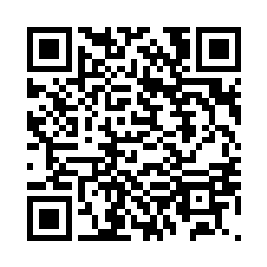 莫小鱼不得不调头去学校里找龙幼萱二维码生成