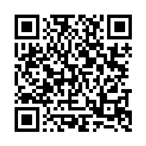 莫小鱼居然下意识的用手去摸了一下自己的脸二维码生成