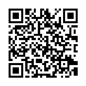 莫小鱼正好借这个机会抽了一张纸巾坐了过去二维码生成