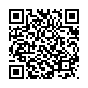 莫小鱼看到跟在龙幼萱身后的是翟伟刚二维码生成