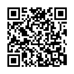 莫小鱼陪着杜曼雪一起往许愿井里投了硬币二维码生成