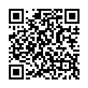 莫胖子和安妮宏哥三个人忍不住嘿嘿笑了起来二维码生成