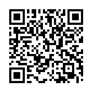 萧易也不由自主的向着教室门口望了过去二维码生成