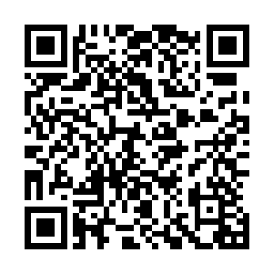 萧湛用那带着茧子的指腹轻轻的摩挲着安容娇艳欲滴的唇瓣二维码生成