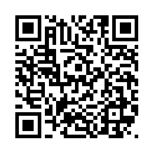 萧霓裳这一次将两个人送到了校门口二维码生成