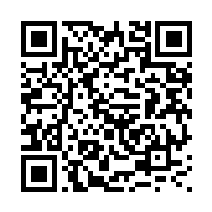 萧风快从旁边死尸上撕下一块衣服二维码生成