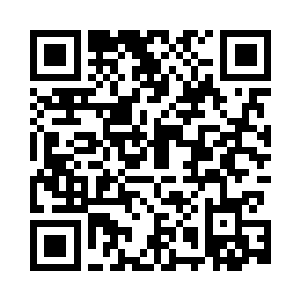 萧风面前堆积着二十来份战后总结二维码生成