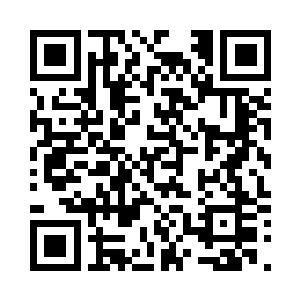 落在地上事先安放着的一个个锡罐里二维码生成