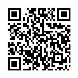 落在站在山门台阶之上的张潇晗身上二维码生成