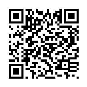 落天羽抬手擦去眼角笑出来的泪水二维码生成