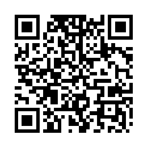 董悦婷和陆蕊眼睛红红的站在人群中二维码生成