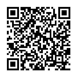 蒙瑟连带着他的魔兽坐骑都陷入了漩涡之中消失不见二维码生成