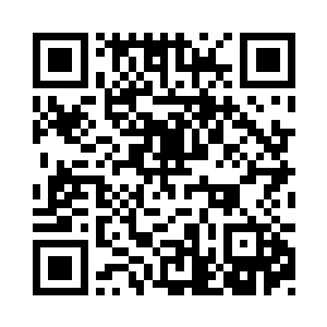 蓝色的寒气与红色的火焰交织在一起二维码生成