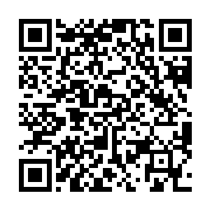 藏剑山庄还是如上次来的一样金碧辉煌不负土豪山庄之名二维码生成