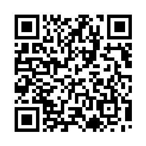 藏在远处高草中的皇甫玦分开草丛二维码生成