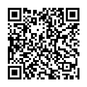 虽然他从五脏六腑到外表都变成了黑铁塔一般的钢铁巨兽二维码生成