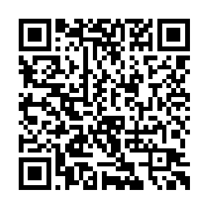 虽然他们最开始的时候根本没有想过要甩掉对方二维码生成