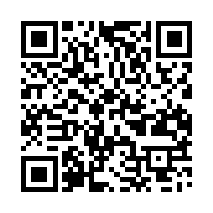 虽然她不知道自己为什么会这么信任夏天二维码生成