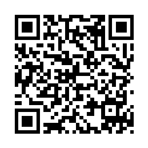 虽然看不出旭儿有多喜欢与小孩子们一起玩儿二维码生成