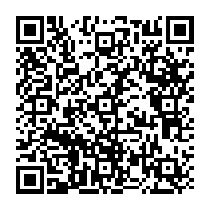 虽然知道在自己还在朝九晚五的上着班的时候比现在更稚嫩的龙战就跟雪狼们在一起生活二维码生成