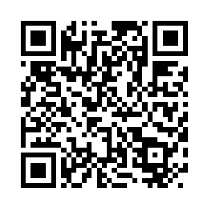 蛇爷欣赏着白小鹿在电视里出千的画面二维码生成